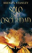 Solo en la oscuridad (Edicion Estandar de Tapa Dura)